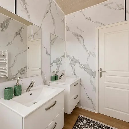 La Maison De Senem A Hem, Jardin & Parking Ferienhaus